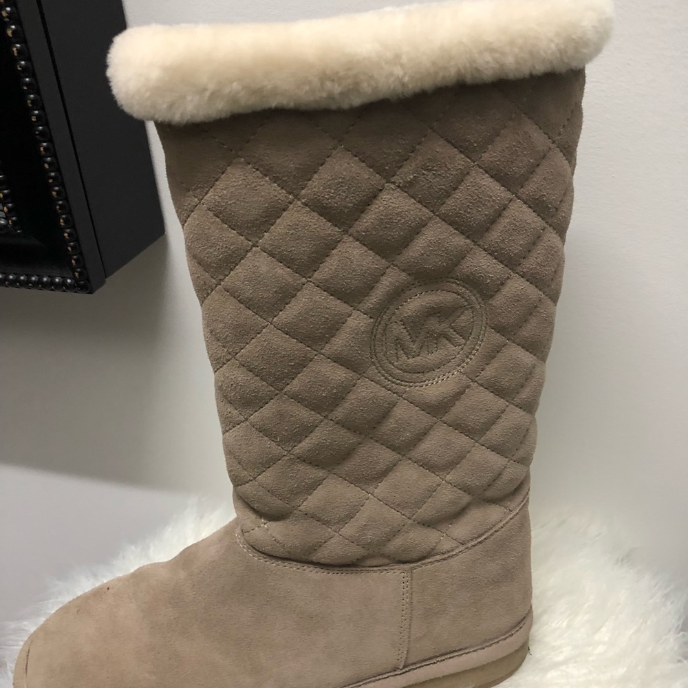 MK winter boots - Picture 1 of 3